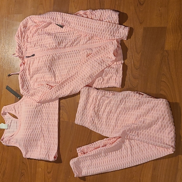 NWT Brazilian 3 piece jogger set - Picture 4 of 15